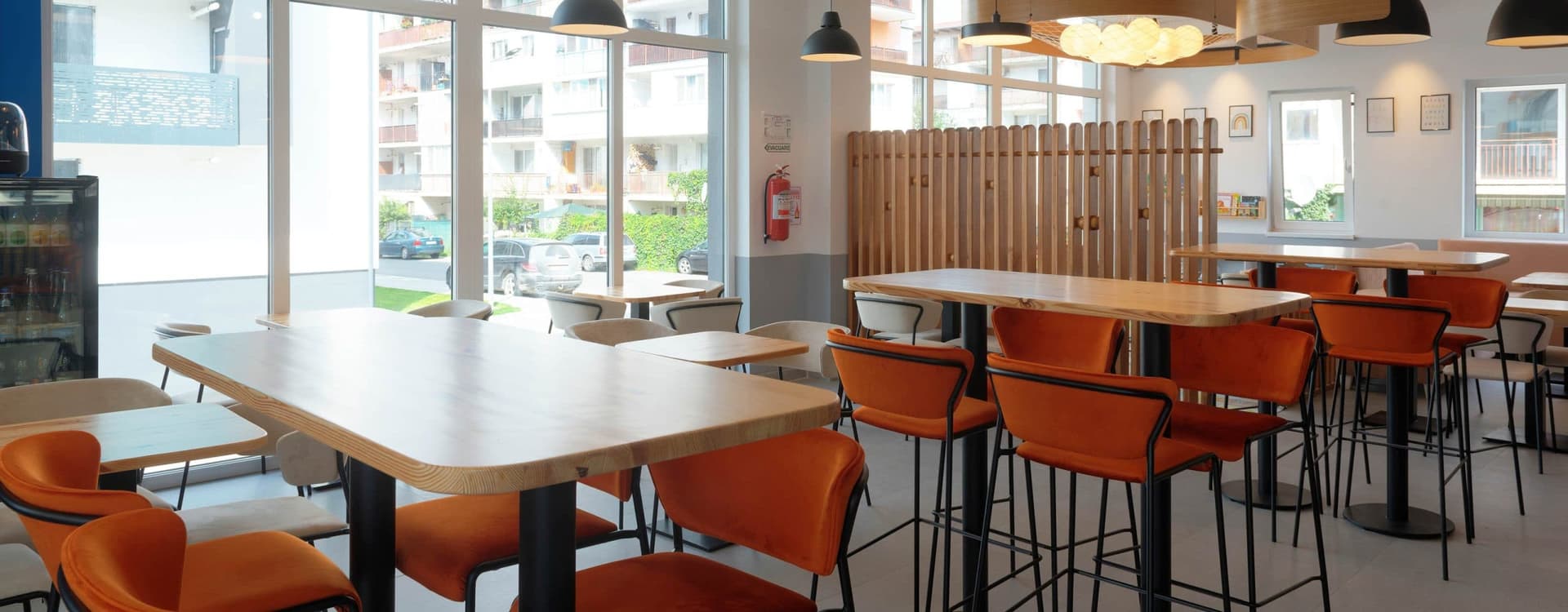 Chi Cafe - Interior design view 2