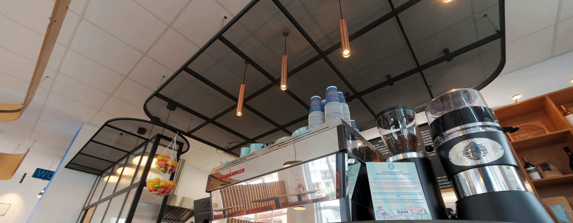 Chi Cafe - Overall space design