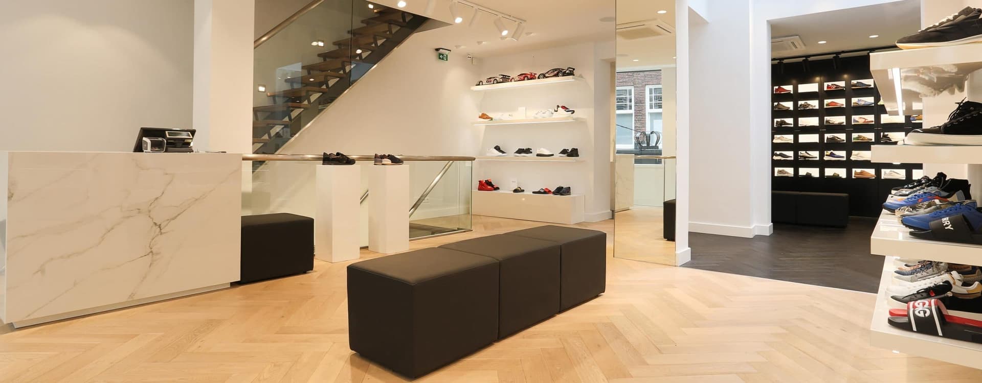 DERODELOPER - Reception area