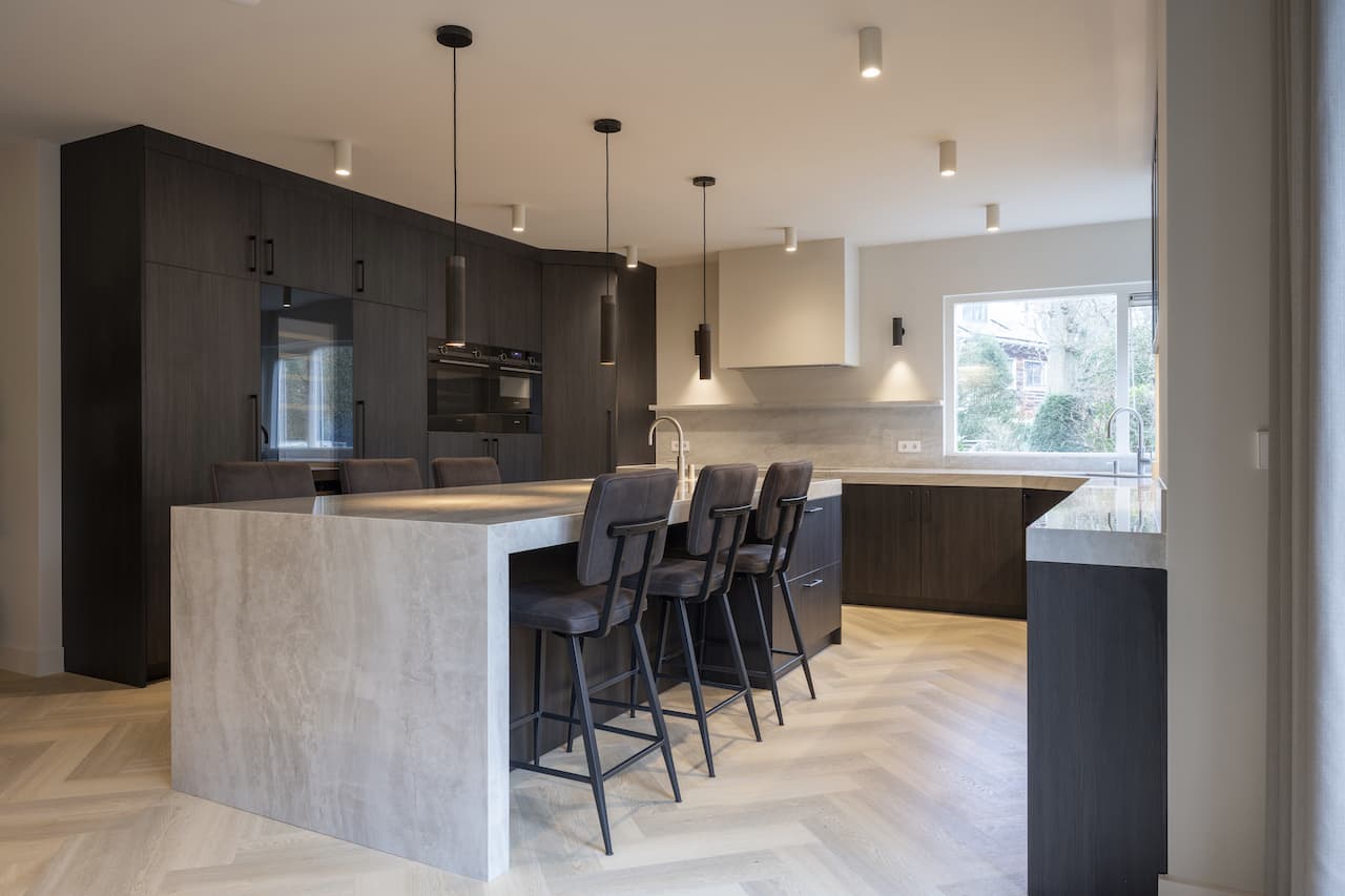Cassandra Aerdenhout - Interior view 1
