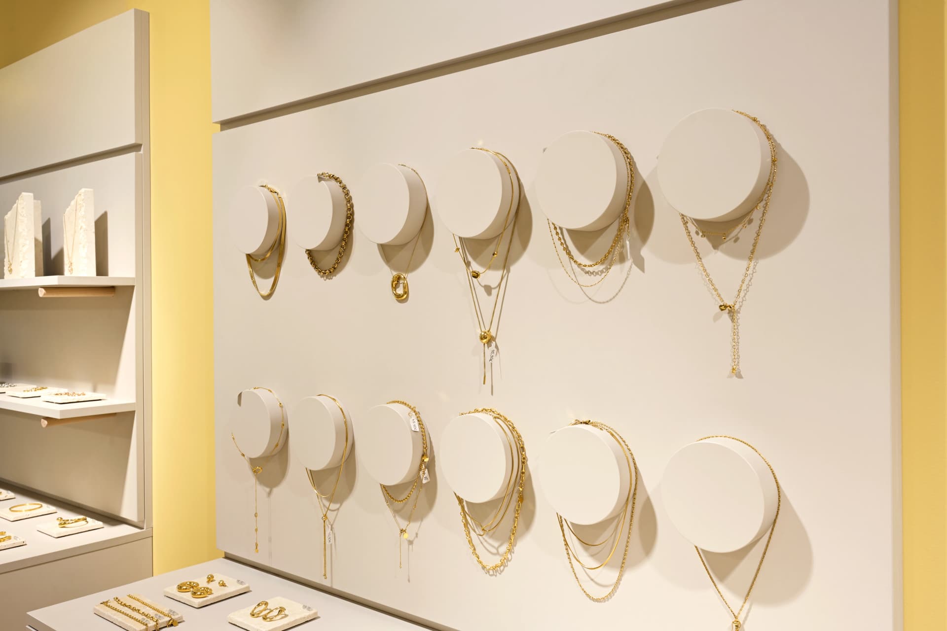 PURELEI store — _EWP7481