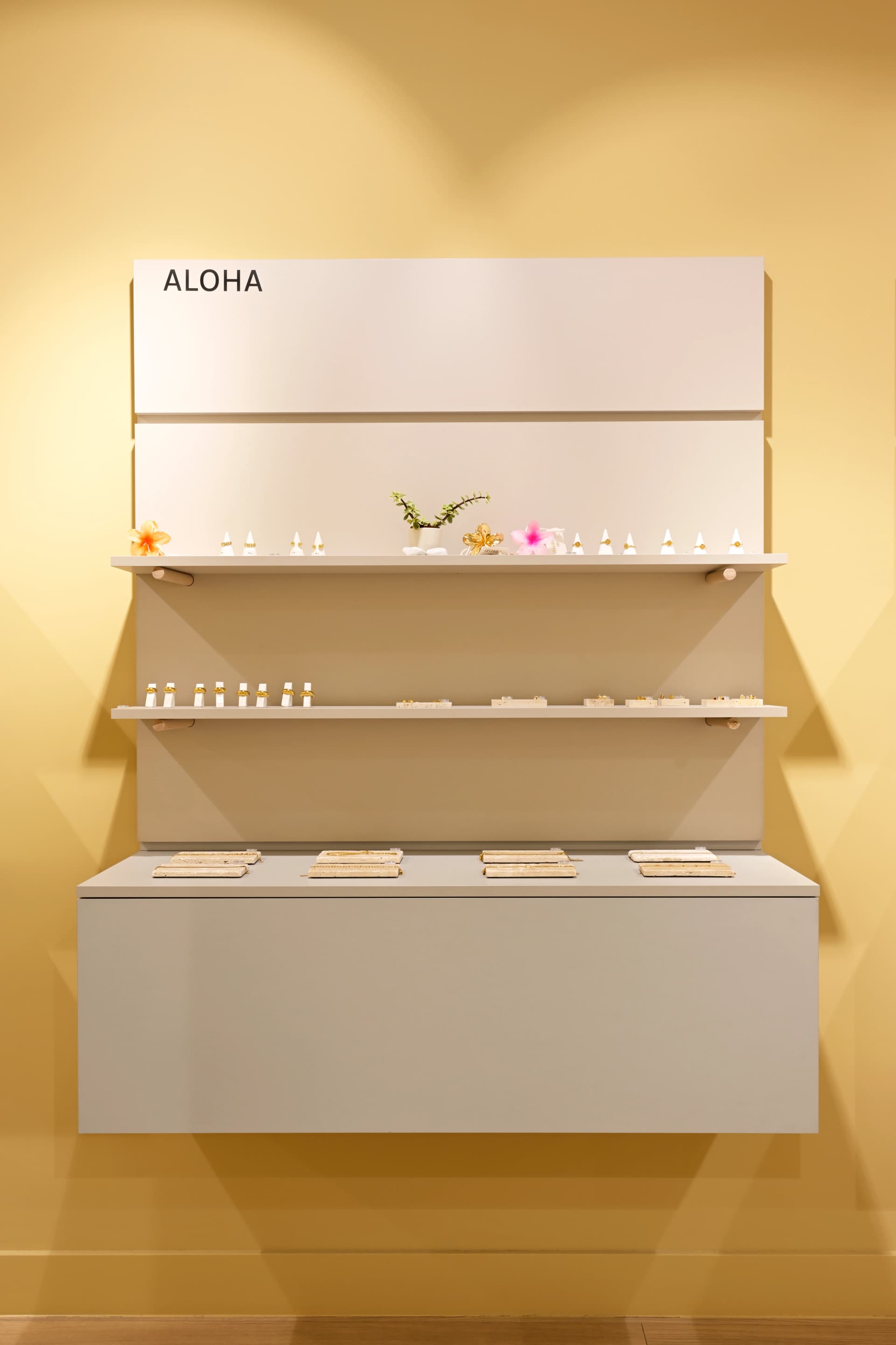 PURELEI store — _EWP7558