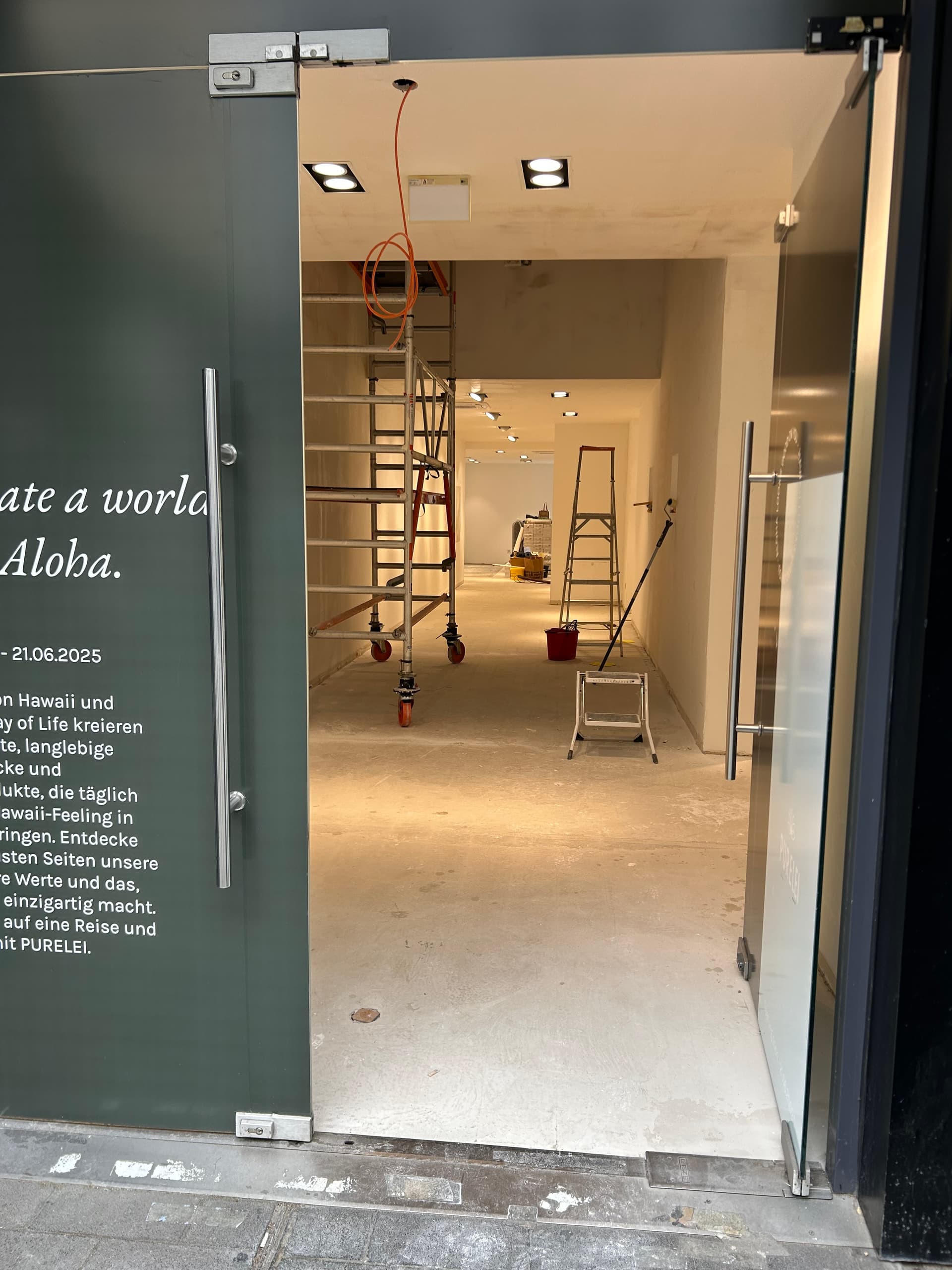 PURELEI execution-phase interior showing site coordination and final adjustments