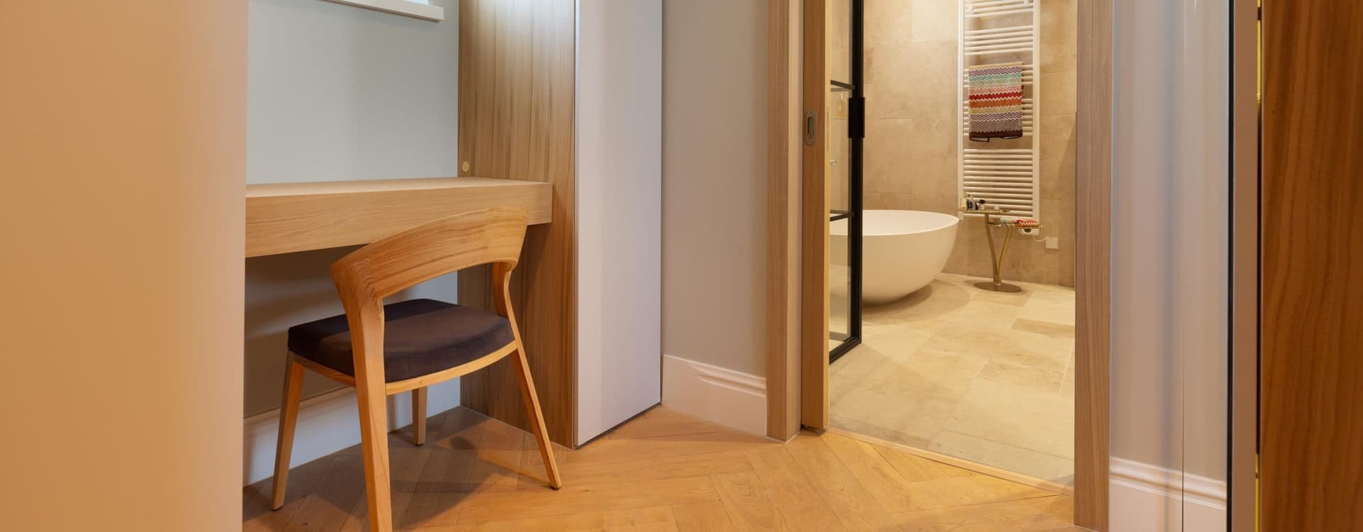Suriname Apartments - Bathroom Detail