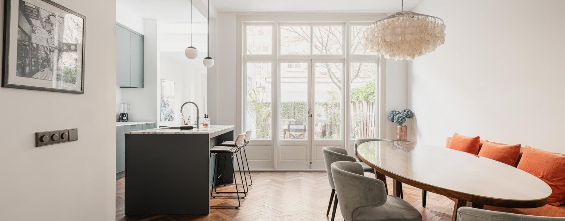 Susan and Cyril Apartment - Interior view 1