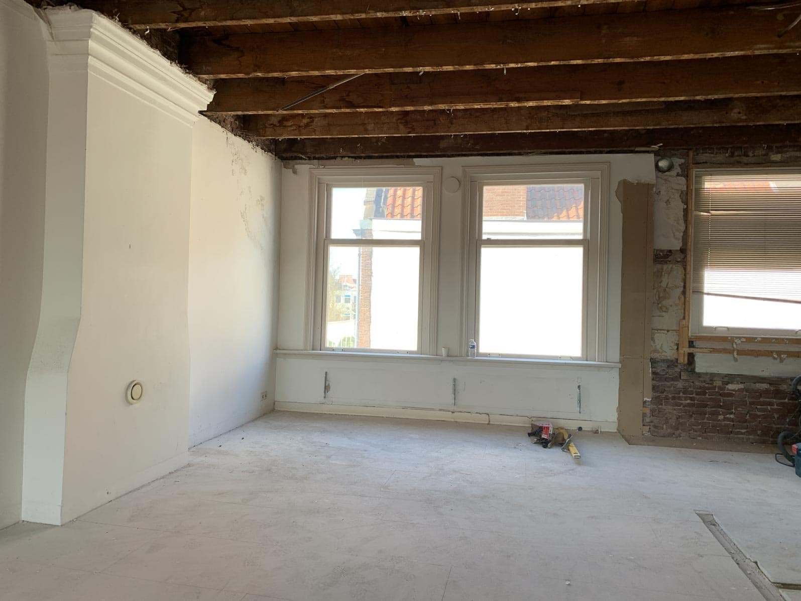 Before renovation - Interior view