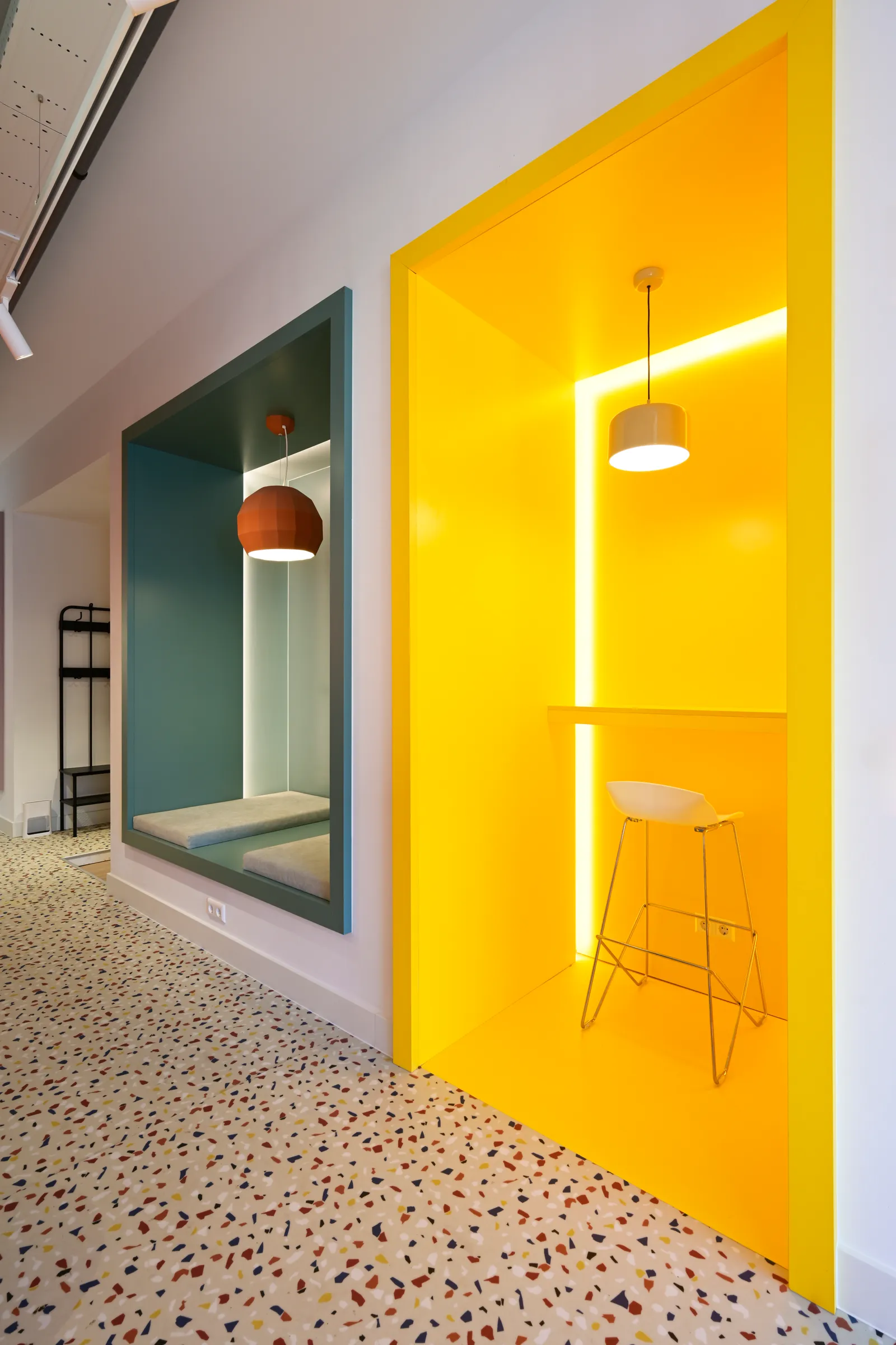 Unusual Spaces completed Utrecht workplace interior view 18